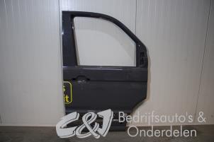 Gebrauchte Tür 2-türig rechts Volkswagen Crafter (SY) 2.0 TDI Preis € 952,88 Mit Mehrwertsteuer angeboten von C&J bedrijfsauto's & onderdelen