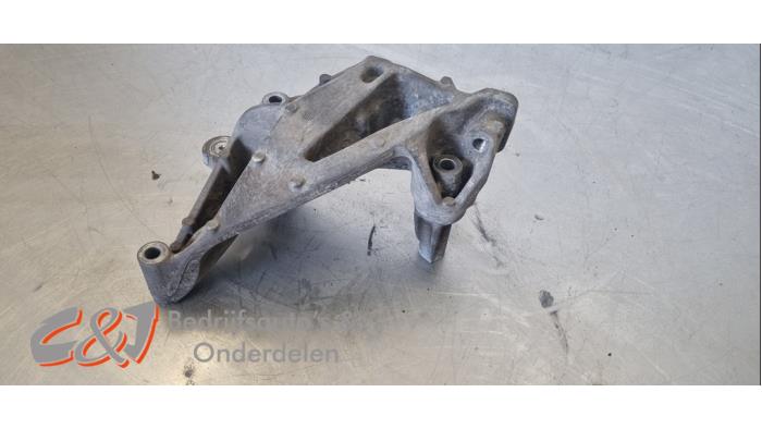 Gebrauchte Motorlager Volkswagen Crafter (SY) 2.0 TDI FWD Preis € 15,75 Margenregelung angeboten von C&J Bedrijfsauto's & Onderdelen