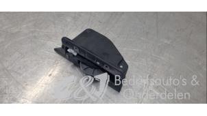 Used Sliding door roller, right Citroen Berlingo 1.6 VTi 95 16V Price € 15,75 Margin scheme offered by C&J bedrijfsauto's & onderdelen