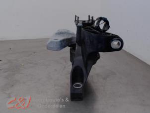 Support moteur d'un Opel Combo Cargo 1.5 CDTI 100 2021