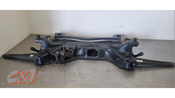 Usados Subchasis Peugeot Expert (V1/VA/VB/VE/VF/VT/VY) 2.0 Blue HDi 120 16V Precio € 89,25 Norma de margen ofrecido por C&J Bedrijfsauto's & Onderdelen