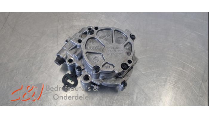 Gebrauchte Vakuumpumpe (Diesel) Iveco New Daily IV 40C15V, 40C15V/P Preis € 105,00 Margenregelung angeboten von C&J Bedrijfsauto's & Onderdelen