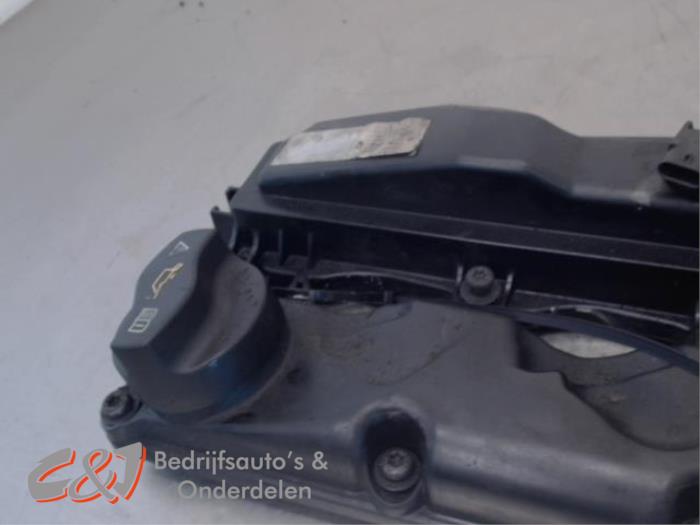 Gebrauchte Ventildeckel Mercedes Sprinter 3t (906.61) 213 CDI 16V Preis € 26,25 Margenregelung angeboten von C&J Bedrijfsauto's & Onderdelen