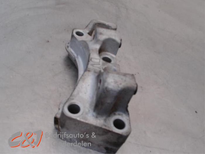 Used Engine mount Citroen Berlingo 1.6 BlueHDI 100 Price € 15,75 Margin scheme offered by C&J Bedrijfsauto's & Onderdelen