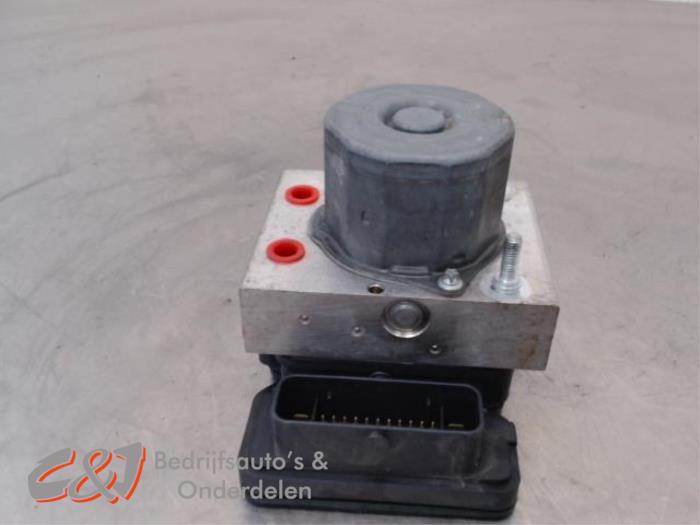 Begagnade ABS-pump Ford Transit Custom 2.2 TDCi 16V Pris € 194,25 Marginaltabell erbjuds av C&J Bedrijfsauto's & Onderdelen