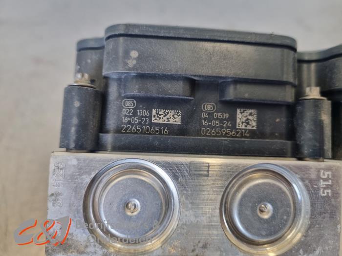 Bloc ABS d'un Citroën Jumper (U9) 3.0 HDi 180 Euro 5 2016