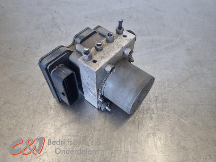Bloc ABS d'un Citroën Jumper (U9) 3.0 HDi 180 Euro 5 2016