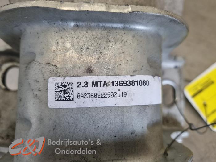 Engine mount from a Fiat Ducato (250) 2.3 D 180 Multijet 2019