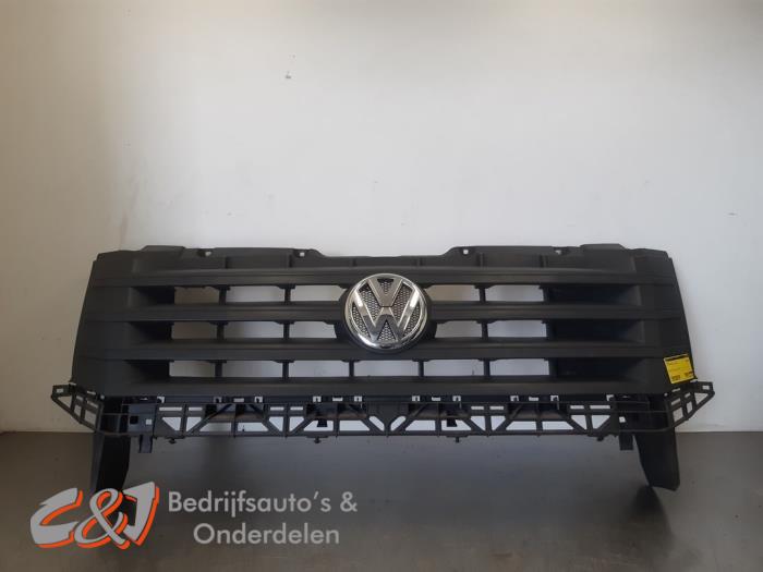 Używane Grill Volkswagen Crafter 2.0 BiTDI Cena € 52,50 Procedura marży oferowane przez C&J Bedrijfsauto's & Onderdelen
