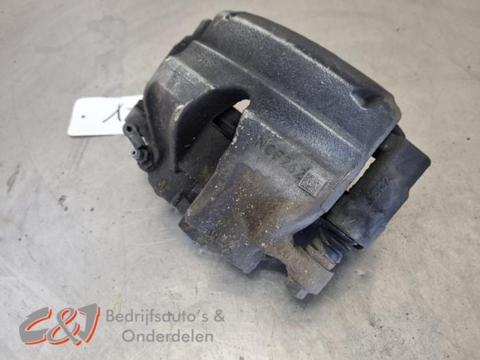 Gebrauchte Bremszange links vorne Volkswagen Crafter (SY) 2.0 TDI FWD Preis € 47,25 Margenregelung angeboten von C&J Bedrijfsauto's & Onderdelen