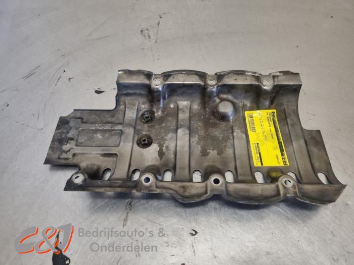 Gebrauchte Ölwanne Volkswagen Transporter/Caravelle T5 2.5 TDi PF Preis € 26,25 Margenregelung angeboten von C&J Bedrijfsauto's & Onderdelen