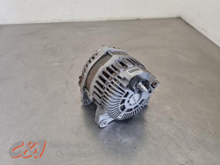 Usagé Dynamo Renault Trafic (1FL/2FL/3FL/4FL) 1.6 dCi 120 Twin Turbo Prix € 26,25 Règlement à la marge proposé par C&J Bedrijfsauto's & Onderdelen