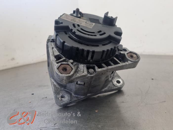 Begagnade Dynamo Opel Vivaro 2.5 DTI 16V Pris € 36,75 Marginaltabell erbjuds av C&J Bedrijfsauto's & Onderdelen