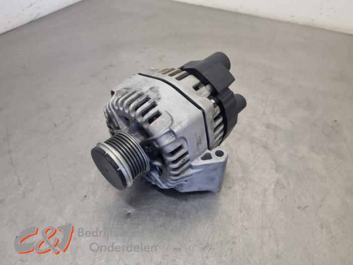 Dynamo van een Citroën Nemo (AA) 1.3 HDi 75 2015