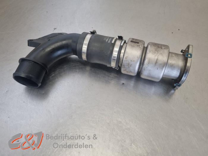 Gebrauchte Intercooler Rohr Ford Transit Connect (PJ2) 1.5 TDCi Preis € 21,00 Margenregelung angeboten von C&J Bedrijfsauto's & Onderdelen