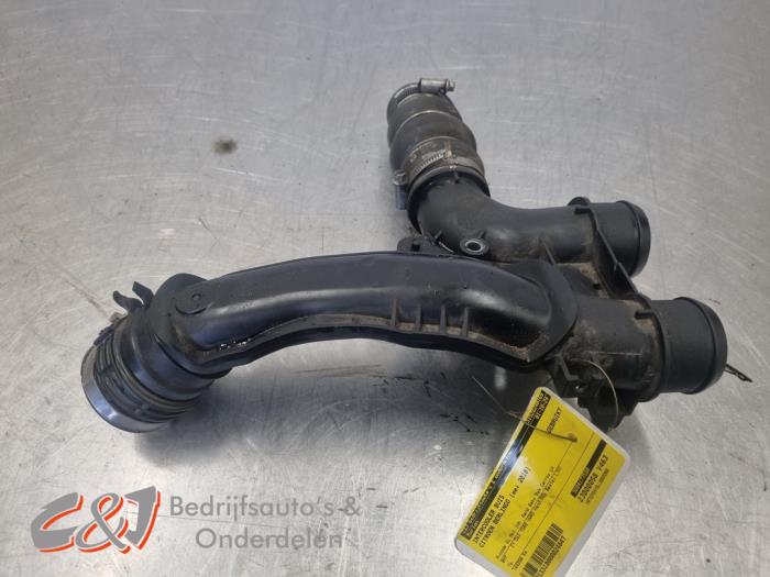 Gebrauchte Intercooler Rohr Citroen Berlingo 1.6 BlueHDI 100 Preis € 15,75 Margenregelung angeboten von C&J Bedrijfsauto's & Onderdelen