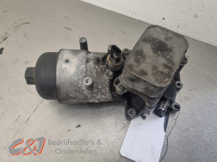 Gebrauchte Ölfiltergehäuse Citroen Berlingo 1.6 BlueHDI 100 Preis € 26,25 Margenregelung angeboten von C&J Bedrijfsauto's & Onderdelen