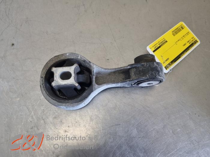 Used Engine mount Opel Vivaro 2.0 CDTI Price € 15,75 Margin scheme offered by C&J Bedrijfsauto's & Onderdelen