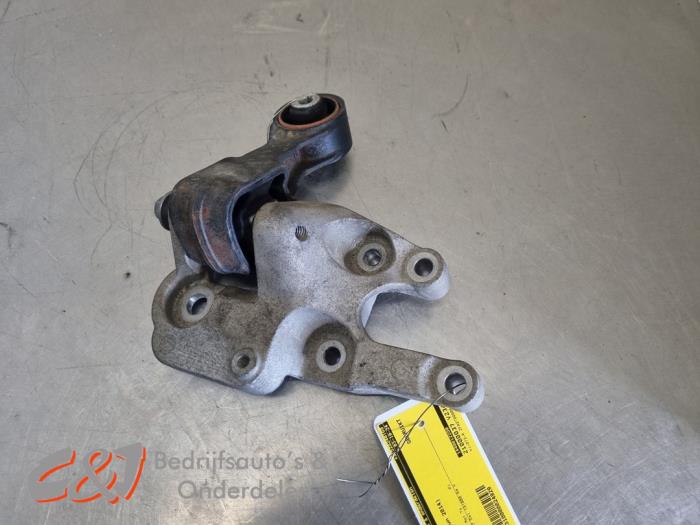 Gebrauchte Motorlager Fiat Scudo (270) 2.0 D Multijet Preis € 21,00 Margenregelung angeboten von C&J Bedrijfsauto's & Onderdelen