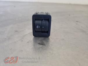 Begagnade Höjdkontrollbrytare Volkswagen Crafter (SY) 2.0 TDI FWD Pris € 21,00 Marginaltabell erbjuds av C&J Bedrijfsauto's & Onderdelen