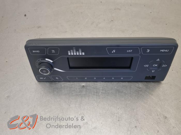 Begagnade Radio Citroen Berlingo 1.5 BlueHDi 75 Pris € 63,00 Marginaltabell erbjuds av C&J Bedrijfsauto's & Onderdelen