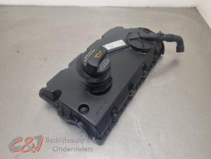 Ventildeckel van een Volkswagen Transporter T5 1.9 TDi 2004