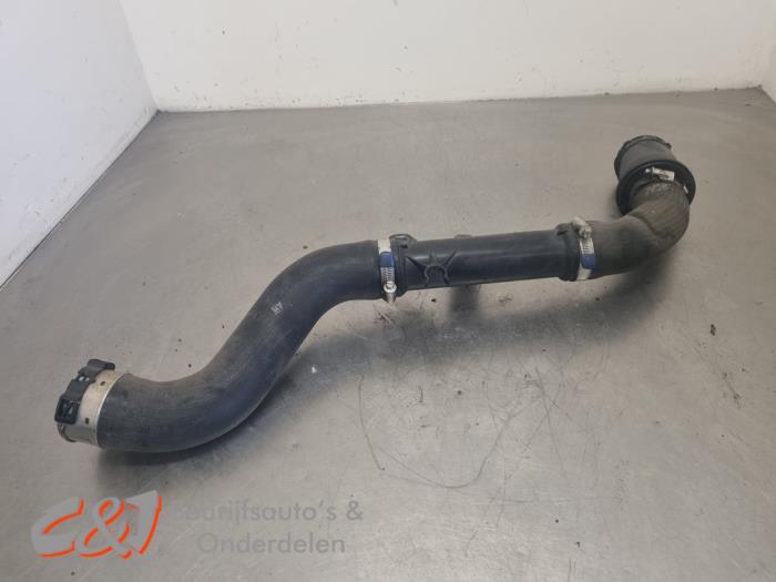 Gebrauchte Intercooler Schlauch Mercedes Vito (447.6) 1.6 111 CDI 16V Preis € 15,75 Margenregelung angeboten von C&J Bedrijfsauto's & Onderdelen