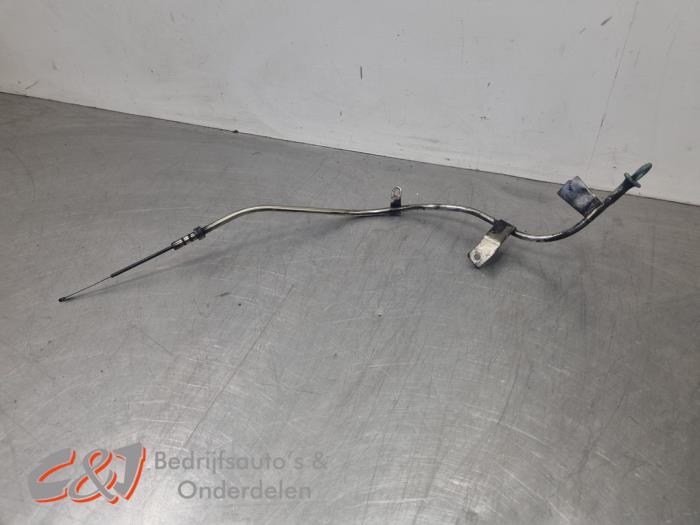 Gebrauchte Ölmessstab Iveco New Daily VI 33S12, 35C12, 35S12 Preis € 10,50 Margenregelung angeboten von C&J Bedrijfsauto's & Onderdelen