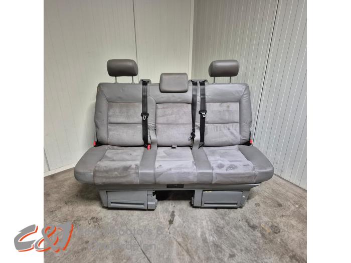 Begagnade Bäddsoffa Volkswagen Transporter T5 1.9 TDi Pris € 787,50 Marginaltabell erbjuds av C&J Bedrijfsauto's & Onderdelen