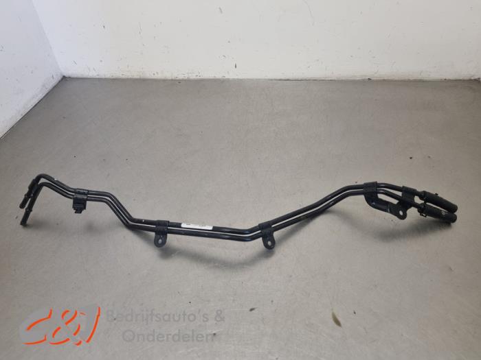 Usagé Conduit (divers) Volkswagen Crafter (SY) 2.0 TDI Prix € 10,50 Règlement à la marge proposé par C&J Bedrijfsauto's & Onderdelen