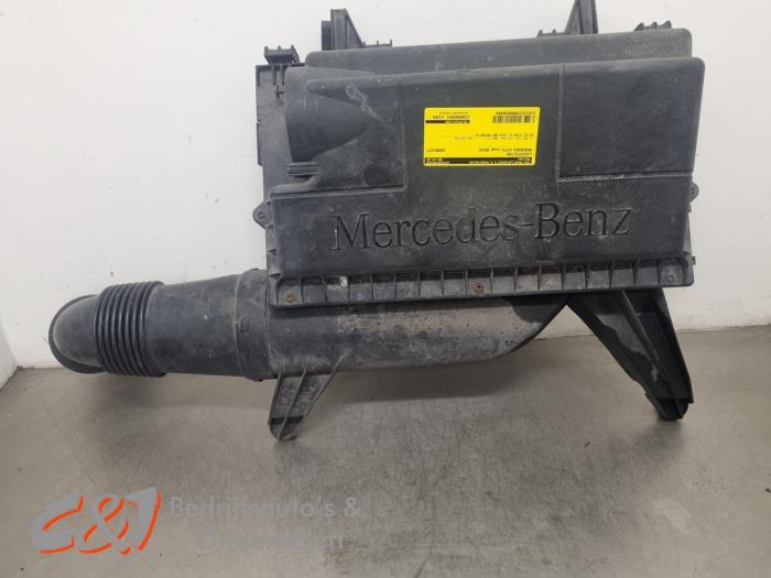 Begagnade Luftfilter Mercedes Vito (639.6) 2.2 111 CDI 16V Pris € 26,25 Marginaltabell erbjuds av C&J Bedrijfsauto's & Onderdelen