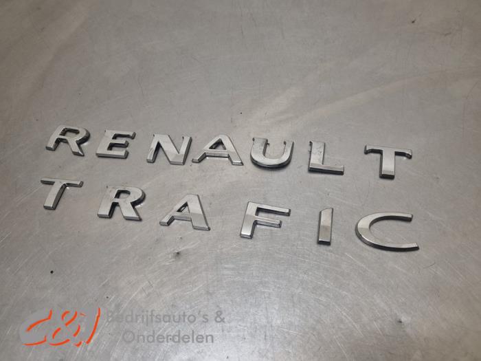 Używane Emblemat Renault Trafic (1FL/2FL/3FL/4FL) 2.0 dCi 16V 150 Cena € 21,00 Procedura marży oferowane przez C&J Bedrijfsauto's & Onderdelen