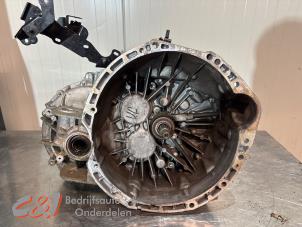 Used Gearbox Renault Trafic (1FL/2FL/3FL/4FL) 2.0 dCi 16V 150 Price € 1.270,50 Inclusive VAT offered by C&J Bedrijfsauto's & Onderdelen