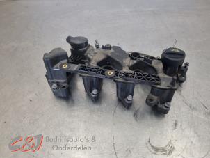 Ventildeckel van een Peugeot Partner (EA//EF/EN/EU) 1.5 BlueHDi 100 2020