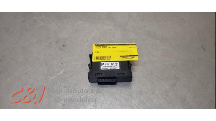 Używane Modul gateway Renault Trafic (1FL/2FL/3FL/4FL) 2.0 dCi 16V 150 Cena € 52,50 Procedura marży oferowane przez C&J Bedrijfsauto's & Onderdelen