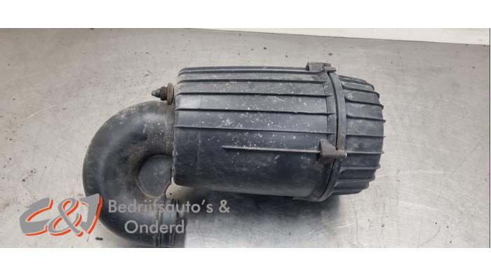 Begagnade Luftfilterhus Peugeot Boxer (U9) 2.0 BlueHDi 160 Pris € 42,00 Marginaltabell erbjuds av C&J Bedrijfsauto's & Onderdelen