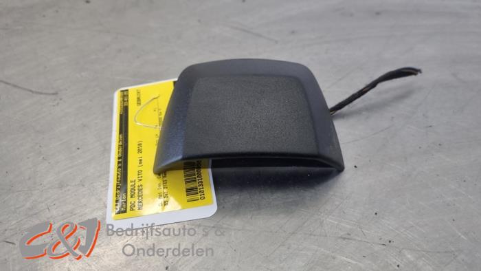 Begagnade PDC-modul Mercedes Vito (447.6) 2.2 119 CDI 16V BlueTEC Pris € 31,50 Marginaltabell erbjuds av C&J Bedrijfsauto's & Onderdelen
