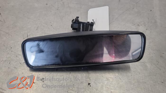 Usados Retrovisor interior Citroen Jumpy 2.0 Blue HDI 180 Precio € 21,00 Norma de margen ofrecido por C&J Bedrijfsauto's & Onderdelen