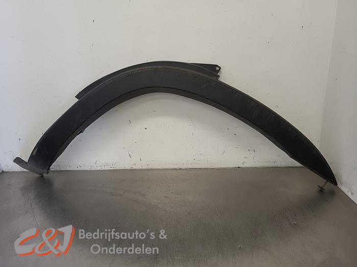 Begagnade Dekorstripe Iveco New Daily VI 35C17, 35S17, 40C17, 50C17, 65C17, 70C17 Pris € 26,25 Marginaltabell erbjuds av C&J Bedrijfsauto's & Onderdelen