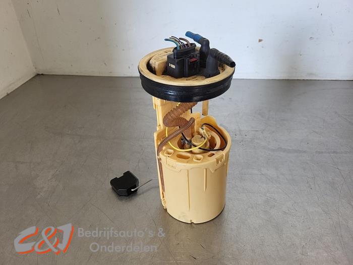 Usagé Pompe d'injection Volkswagen Transporter T6 2.0 TDI DRF Prix € 31,50 Règlement à la marge proposé par C&J Bedrijfsauto's & Onderdelen