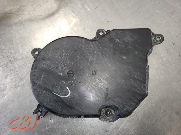 Gebrauchte Abdeckplatte sonstige Renault Trafic (1FL/2FL/3FL/4FL) 2.0 dCi 16V 150 Preis € 15,75 Margenregelung angeboten von C&J Bedrijfsauto's & Onderdelen
