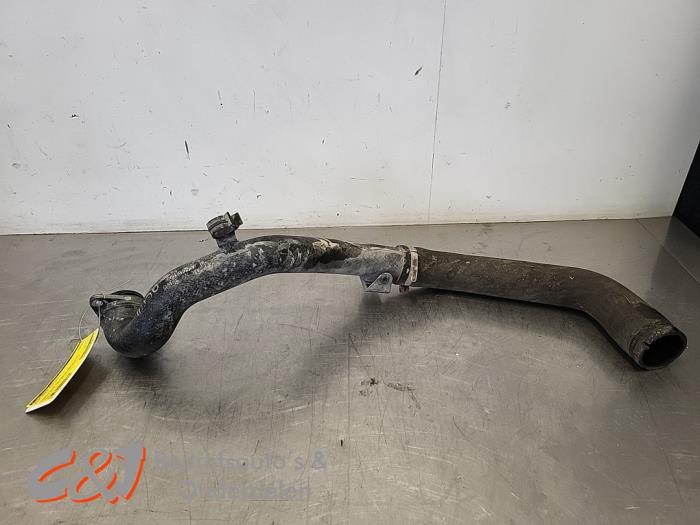 Usagé Tube intercooler Fiat Doblo Cargo (263) 1.3 D Multijet Prix € 10,50 Règlement à la marge proposé par C&J Bedrijfsauto's & Onderdelen
