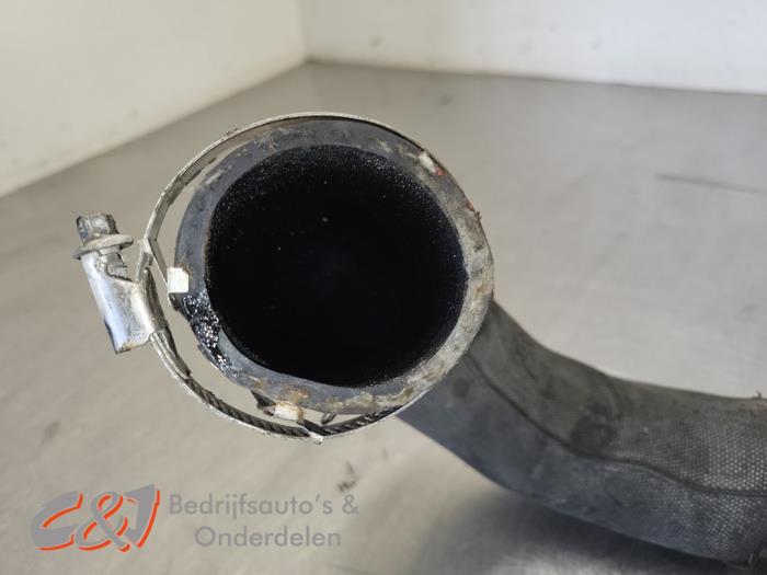 Intercooler Rohr van een Ford Transit Custom 2.0 TDCi 16V Eco Blue 170 2018