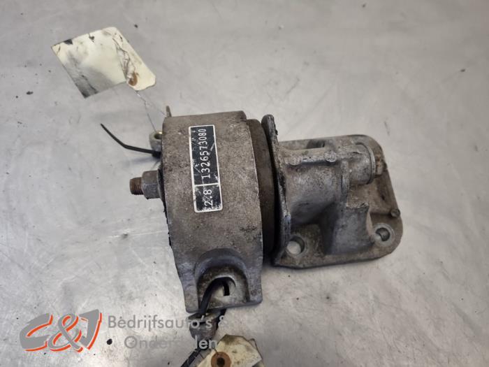 Used Engine mount Fiat Ducato (243/244/245/247) 2.8 JTD Price € 21,00 Margin scheme offered by C&J Bedrijfsauto's & Onderdelen