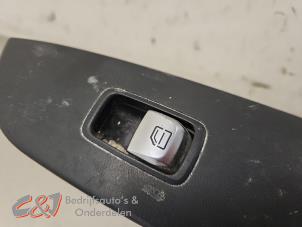 Electric window switch Mercedes Vito 1.6 111 CDI 16V - A4477271028