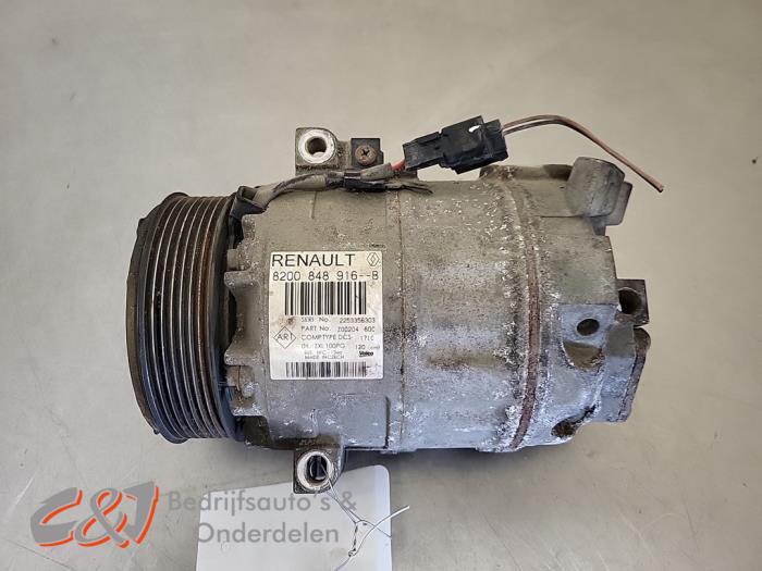 Usagé Compresseur de clim Nissan Interstar 2.3 dCi 135 16V Prix € 46,20 Règlement à la marge proposé par C&J Bedrijfsauto's & Onderdelen
