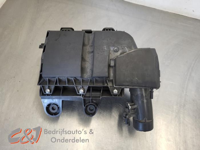 Begagnade Luftfilterhus Fiat Scudo 1.5 Multijet 120 Pris € 26,25 Marginaltabell erbjuds av C&J Bedrijfsauto's & Onderdelen