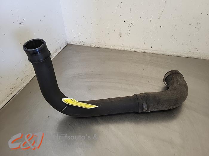 Gebrauchte Intercooler Schlauch Ford Transit 2.0 TDdi 16V 260S Preis € 10,50 Margenregelung angeboten von C&J Bedrijfsauto's & Onderdelen