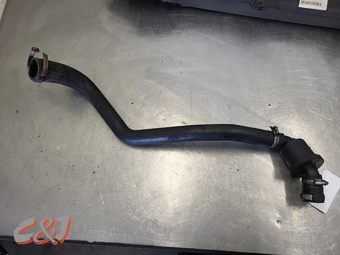 Gebrauchte Intercooler Schlauch Ford Transit 2.0 TDdi 16V 260S Preis € 15,75 Margenregelung angeboten von C&J Bedrijfsauto's & Onderdelen