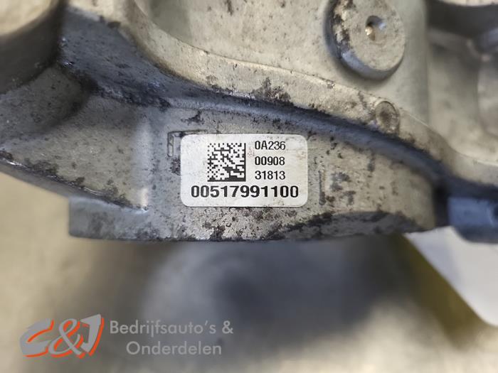 Engine mount from a Fiat Doblo Cargo (263) 1.3 MJ 16V DPF Euro 5 2014